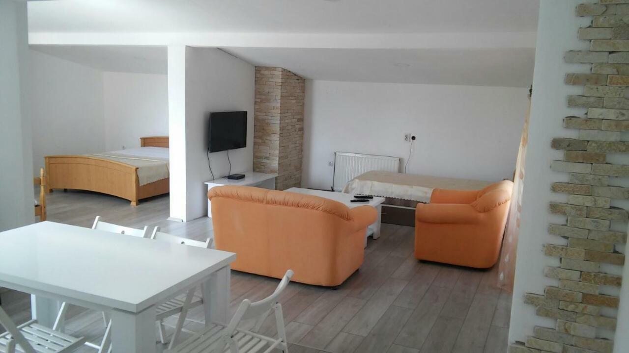 Apartments Струга Екстер'єр фото
